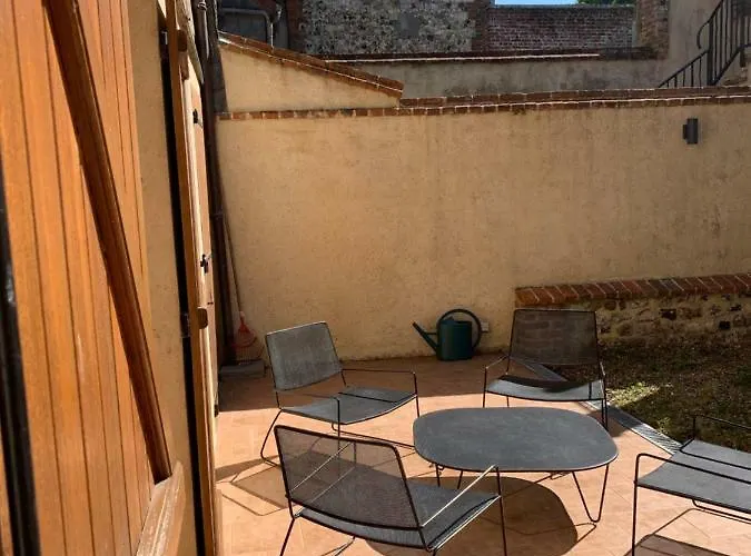 Апартаменты L' Annexe Du 10honfleur *